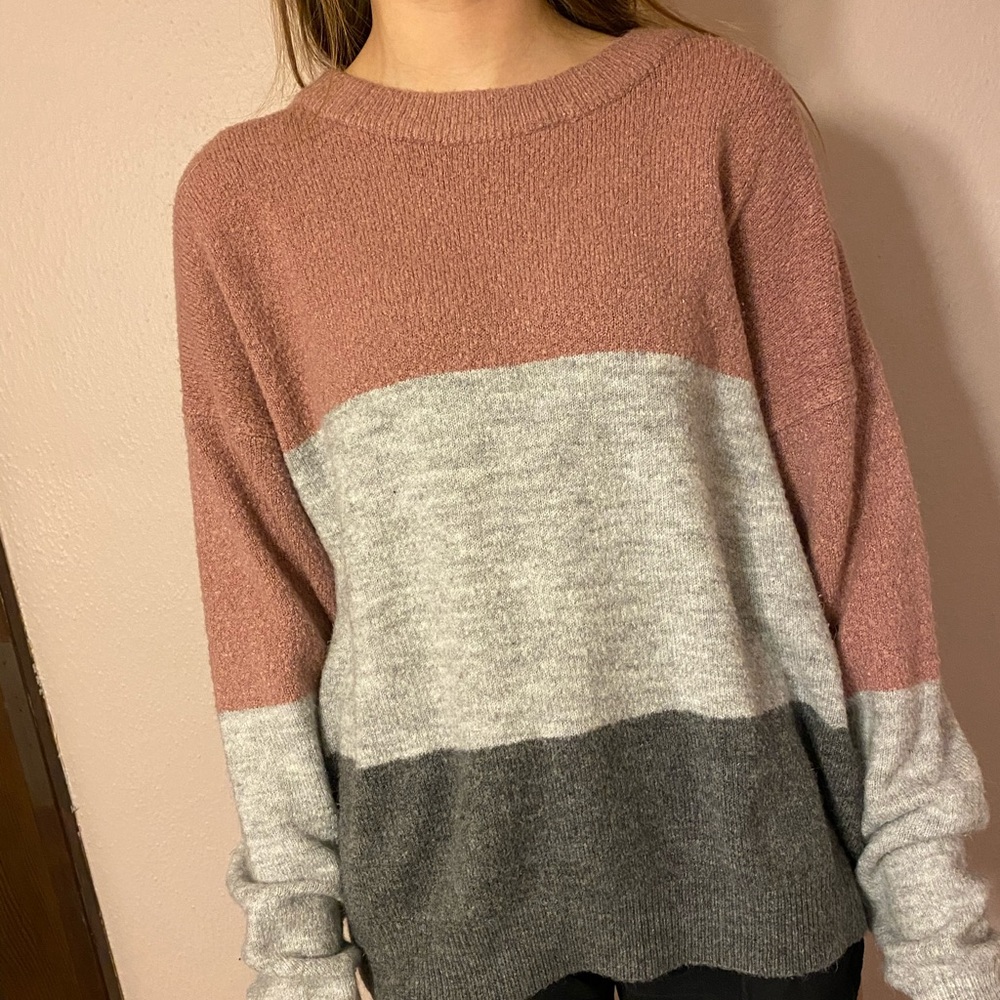 Sweater - Picture 3 of 3